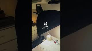 Here is the second part of yesterday’s video. A minimal perfume photography setup...