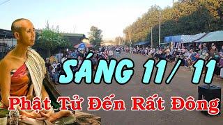 Sáng 11/11 Thầy Minh Tuệ Khất Thực Từng Nhà Phật Tử Đến Gia Lai Rất Đông Hình Ảnh Đẹp