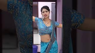 bhabhi ne pyar mein mauka ek mujhko bhi Diya 