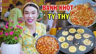 Ty Thy trổ tài nấu bánh khọt, ba khía đãi nhân viên ăn ngon xuất sắc - Ty Thy Vlog Gỏi đu đủ