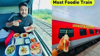 Most Foodie Train Journey Mandovi Express || Goa to Mumbai || Paisa Vasool Journey  Konkan Railway