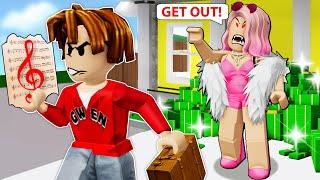 ROBLOX Brookhaven RP: Evil Stepmom KICKED OUT Me | Gwen Gaming Roblox