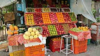 Street Food, Fruits vendors. Cheap and affordable fruits. #streetfood #fruits #susankamaru