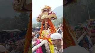 dev chamahun paldi kullu dushehre mein bahut hi khubsurat nati