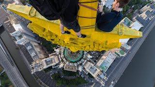 Climbing the star of Moscow skyscraper (176 m / 577 ft)