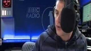 Scott Mills' Singer Stalker - Radio 1 on THREE