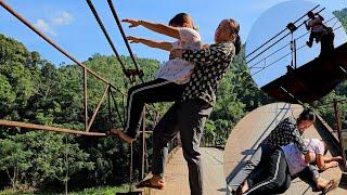 Dinh went to the market and found a pregnant girl about to jump off the bridge.