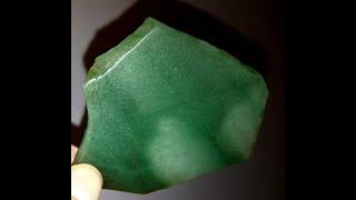 Large Emerald!  大克拉哥伦比亚祖母绿宝石, A uncut 414 carats enerald stone, Columbia，之二