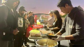 Cooking Crab Noodle Soup For The Homeless The Best Bun Rieu