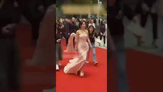 #zhaoliying Queen's aura