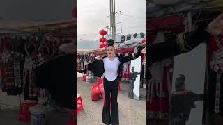 苗族便装和  盛装#苗族舞蹈 #苗家九妹 #九妹 #九妹九妹漂亮的妹妹 #看看苗家九妹穿盛装的全部过程九妹苗家九妹_农村生活号 苗家九妹-小号 苗家九妹