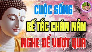 Dù Thất Vọng Chán Nản Cũng Đừng Gục Ngã Và Buông Xuôi Vì Phía Trước Còn Nhiều Điều Tươi Đẹp Khác