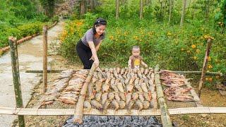 Smoked fish making process, Bring smoked fish go to countryside market sell. Hiền single mother