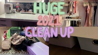 DECLUTTERING, ORGANIZING + CLEANING MY ROOM FOR 2021 | PART 2 | Gabriella Mortola