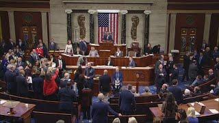 Congress approves short-term spending bill, avoiding government shutdown