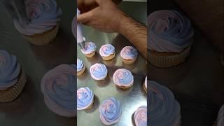 Cupcake icing within a little while /Shorts