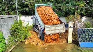 Start New Project Landfill Flooded area Develop !! Bulldozer KomatSu Push soil ,Truck 5Ton Unloading