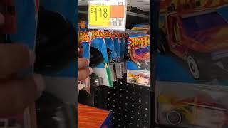 Treasure hunting in Bellevue, WA #hotwheels #treasurehunt #walmart