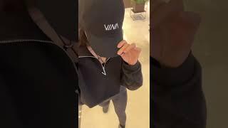 오늘도 #비나앤코 풀착장진짜룽 너무 편한데, 핏도 예쁘고 디테일두 유니크하니까완전 교복으로 찰떡이에요! #ootd #vinaandco