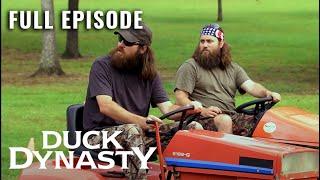 Duck Dynasty: Full Episode - The Grass and The Furious (Season 2, Episode 1) | Duck Dynasty