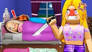 I Snuck Into My BEST FRIEND'S Sleepover.. She Secretly HATES Me! (Roblox)