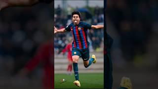 Lamine Yamal's Incredible Skills: A Rising Star in Barcelona!#LamineYamal #Barcelona #FootballSkills