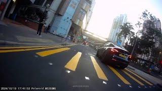 車CAM直擊 - Teslun 姐姐你個牌點考架...箭咀唔跟紅燈又唔理 ZK5963