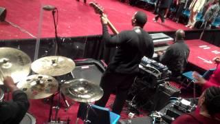 CALVIN RODGERS!! Fred Hammond Medley (2/2) - 104th COGIC Holy Convocation Midnight Musical