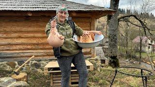 Cooking a shoyt in the Carpathian