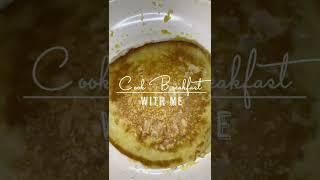 Cook Breakfast With Me #cookwithme #cooking #dayinthelife #breakfast #foodie #pancakes #grits