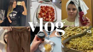 VLOG | Final de semana, comprinhas, fiz pavê de leite ninho com morango! ️