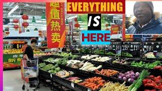 "Life in Shanghai Part 2: Exploring Local Residences and Vibrant Supermarket!"