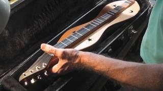 David Beede Demos a walnut & spruce 4 string dulcimer