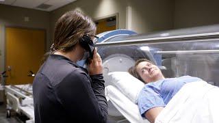 How does hyperbaric oxygen therapy work?