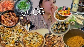 VLOG | 먹방 브이로그 | 이팅의 끝은 라면 ( 송이캐기체험, 임실치즈축제 피자, 백숙, 캠핑 대하구이, 삼겹살,라면, 참치김밥싸기 , 크림치즈롤, 허쉬초코롤 등)