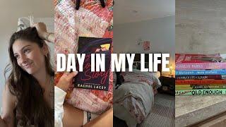 FRIDAY VLOG: book stock-up, picnic date & busy work day!