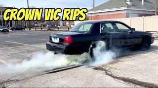 Cop Car Crown Victoria BURNS RUBBER