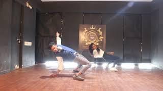 Batla House: O SAKI SAKI | Dance Cover By Deep Shah ft. Aayushi Gor | KODE STUDIO