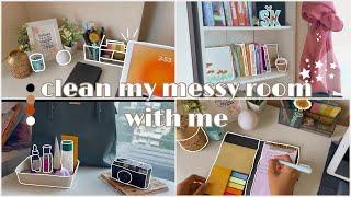 clean my messy room with me| turning my extremely messy room and making it aesthetic