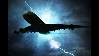 #Shorts Halloween Special: Planes get Hit By Lightning