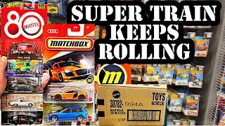 FIRST 2025 MATCHBOX A CASE FIRST SUPER CHASE AUDI R8!!!  NEW HOT WHEELS POP CULTURE, MOVING PARTS!!!