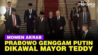 Momen Akrab Prabowo Genggam Erat Tangan Putin, Berjalan Gagah Dikawal Mayor TNI Teddy