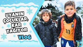 WAKE UP KIDS, IT'S SNOWING! VLOG