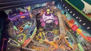 Foo Fighters Stern Pinball LE added Titan glow rubbers