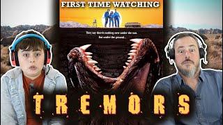 TREMORS (1990) FIRST TIME WATCHING! MOVIE REACTION! KEVIN BACON - PURE FUN!