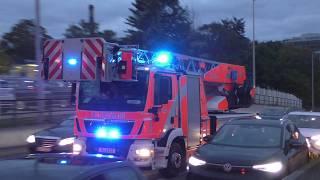 Uncut Video: 5 Units responding in rush hour traffic chaos | Berlin Fire Department