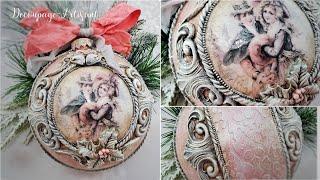 Decoupage  bauble, medallion with a couple in love  #itdcollection  #  DIY tutorial...