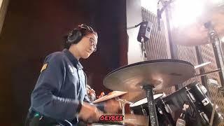 Besarlah Tuhan dan layak Dipuji(drum cover drum cam by oeybee)