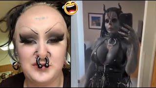 CLOWN WORLD INSANITY! (Ep.458) Lilly Tino Goes To Disney World To Use The Restroom And Much More!
