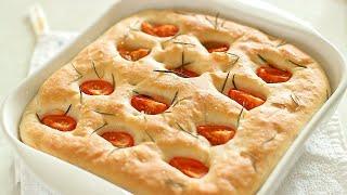 EVERYONE needs this bread recipe! I bake this bread every day. Focaccia with tomatoes and rosemary